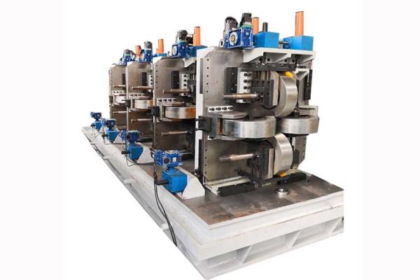 Fraiseuse automatique de tubes en acier au carbone 250x250mm pour tubes carrés