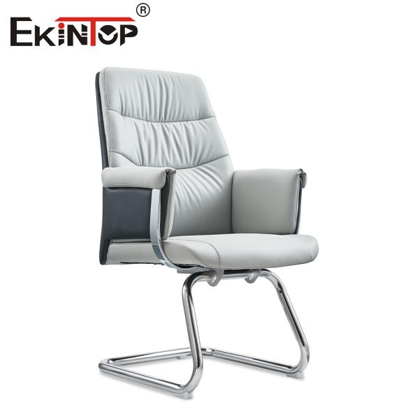Современный белый кожаный эргономичный офисный стул Утонченный стиль и исключительный комфорт