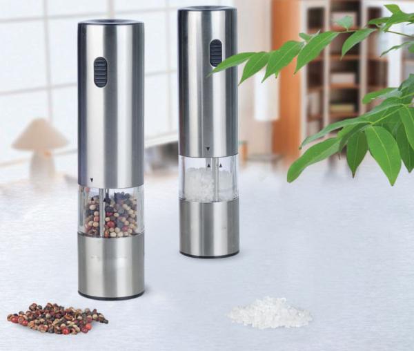 Electric salt & pepper mills
