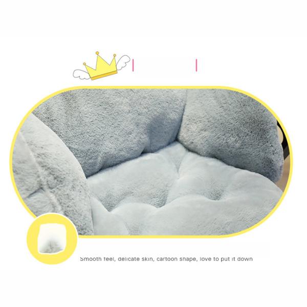 Smooth Feeling Cartoon Chair Seat Cushions Various Color 50 * 40 * 50CM