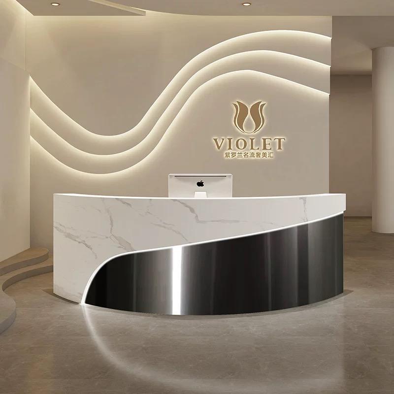 Customized Design Luxury Look Jewelry Counter with Durable and Easy Clean Reception Desk for Retail Display