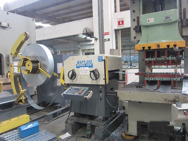 Automated Production Line NC Sheet Metal Coil Feeder Non Standard Material Stamping