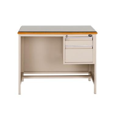 Mesa executiva de aço ajustável