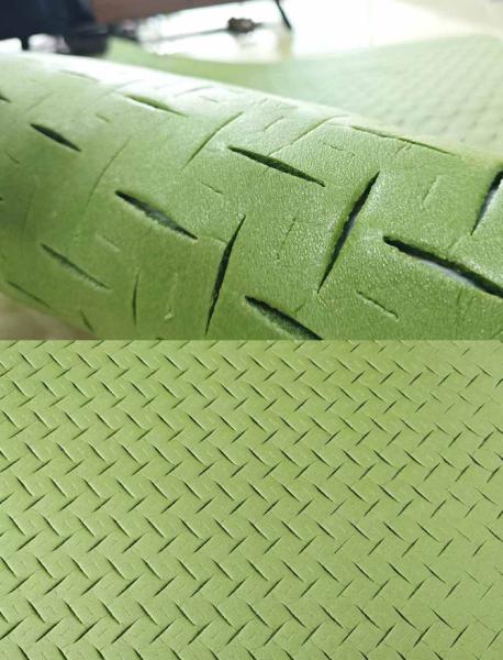 Pile Height 10 Mm 8-15mm Poly Ethylene Shock Pad Underlay Artificial Turf Soccer Field FIFA Pitches