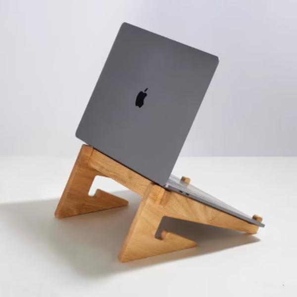 Acceptable OEM/ODM Wooden Laptop Stand for Mac Book Ergonomic Workspace Desk Accessory