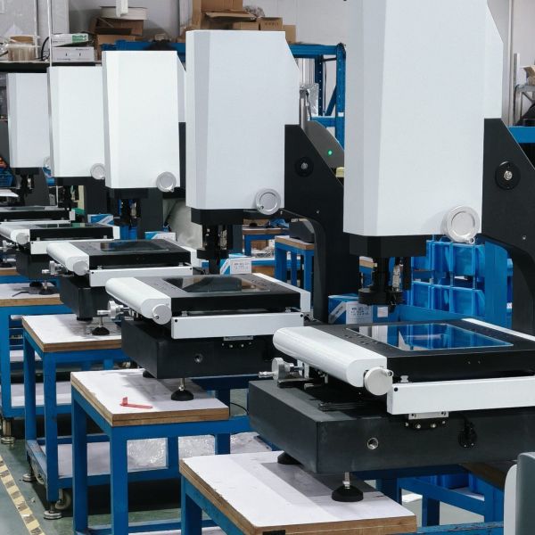 3 Axis Manual Vision Measuring Machine With High Accuracy Linear Guideways