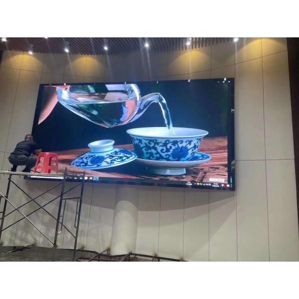 P2.5 Indoor Digital Signage Advertising LED Screens For Commercial Place