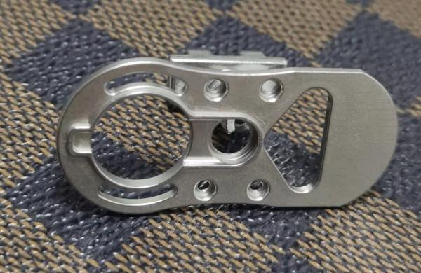 Tolerance 0.05mm Powdered Metal Parts Anodized Surface Silver Plating Gear