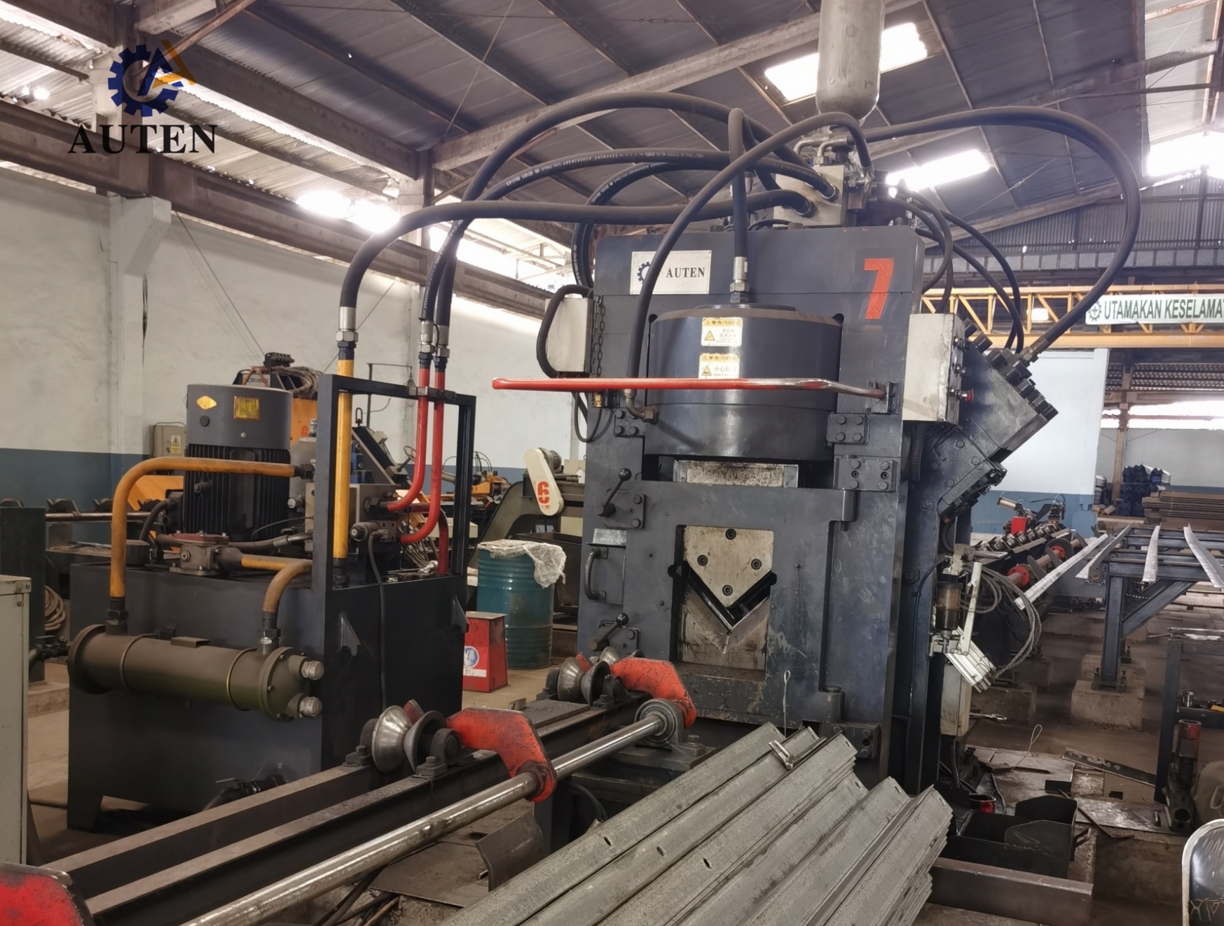 Cost Effective High Speed CNC Punching, Marking And Shearing Line For Angles Production