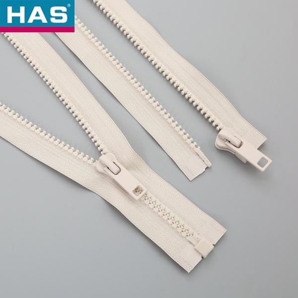 Plastic Teeth Customized Resin-Ended Rectangular Sheet Zipper For Travel Gear Or Clothing
