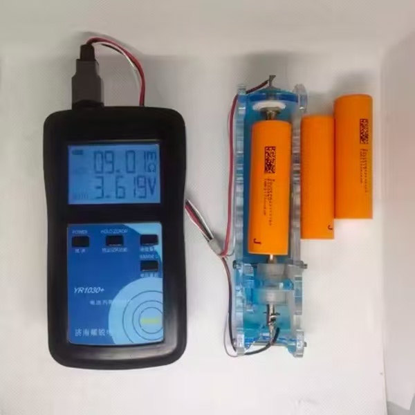 DMEGC INR21700-40P 4000mAh Solid State 21700 Lithium Ion Battery 800 Cycles For Power Tools