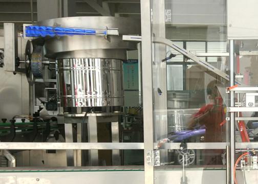 precisão automática linear da máquina 99% tampar de parafuso 1kw para o tampão da imprensa