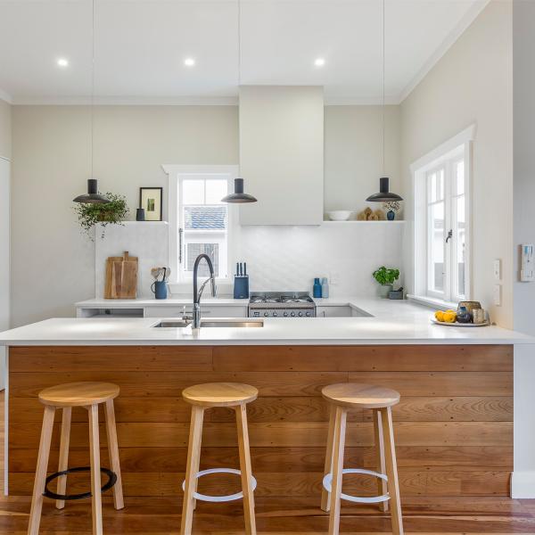 Italian Style U Shape Design White Color Tall Cabinet MDF Plywood Lacquer Modern Kitchen Cabinets