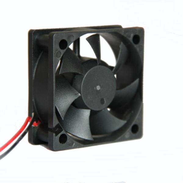 Sleeve Bearing Dc Exhaust Fan , Brushless Cooling Fan 5500RPM 5v 12v 24v 50*50*20mm