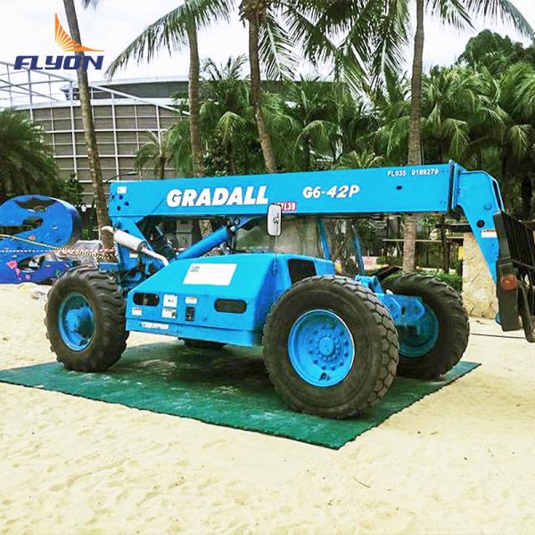 High Density Polyethylene Portable Event Flooring Highly Safe and Low Maintenance for Outdoor Events