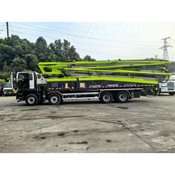 Zoomlion ZLJ5440THBKF 63m произведен в 2020 году Ситрак шасси бело-зеленый Использованный бетонный насос в хорошем состоянии