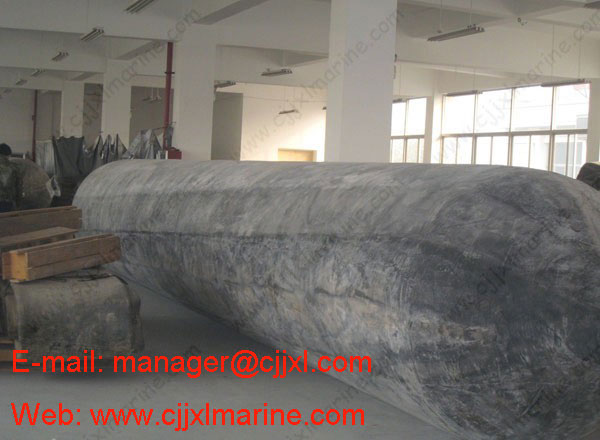 Barge and Oil Tankers Pneumatic Rubber Fender