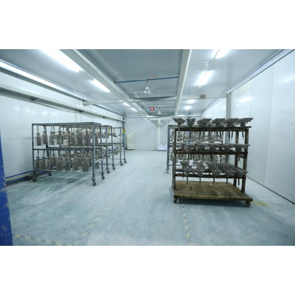 UKD	Aluminium Die Casting Parts / Pump Body Auto Part 120*60 Multi Cavity