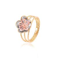 Des bagues en or de 18 carats faites à la main: des bijoux de luxe au charme intemporel