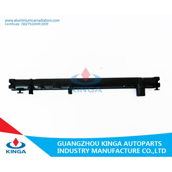 HILUX INNOVA ' 04 DIESEL KUN40 Plastic Radiator Tank Replacement Diameter 38mm