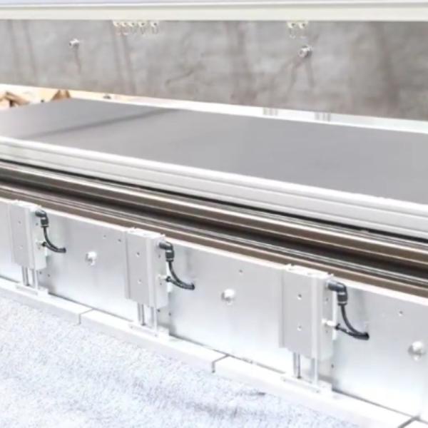 Computer Servo Automatic Industry Ironing Machine with Steam Heating and 220v Voltage