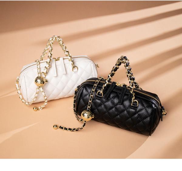 Quilted Leather Chain Strap Bags 20cm 9.5cm 10cm Moderate Hardness