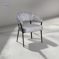 Modèle DC-7553 Elegant fauteuil gris en PU avec dos bas et accent élégant