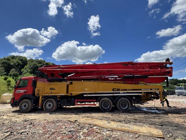 Camions pompes à béton SANY 56M d'occasion entièrement inspectés et garantis