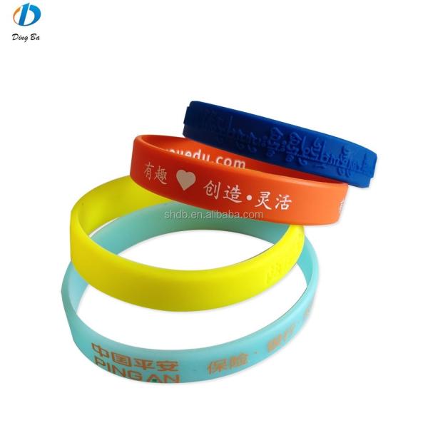 Plastic Jewelry Main Material Custom Logo Rubber Bracelet for Your Business