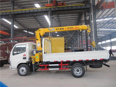 Telescopic Straight Arm Mobile Crane Truck For 5 Ton Equipment Delivery Carriage Box