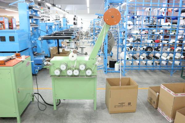 Automatic Vertical Horizontal Festooning Fold Packing Machine for Festooning Fold Packinge