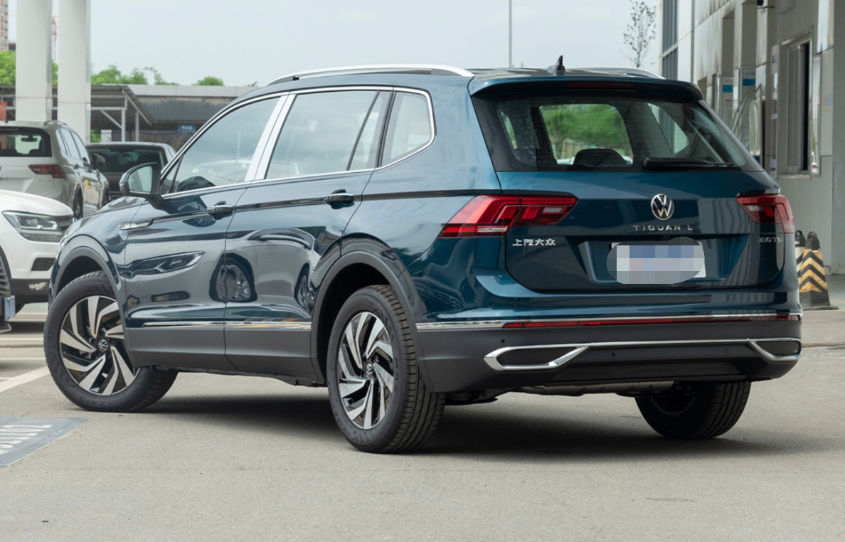 TIGUAN L 2022 330TSI Auto 2WD Smart Version Средний внедорожник Бензин 5 дверей 5 мест