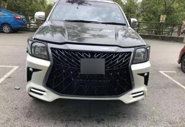 Fabricante Wholesale Auto Car Front Bumper Grille For Toyota Hilux Rocco Update Lexus do OEM