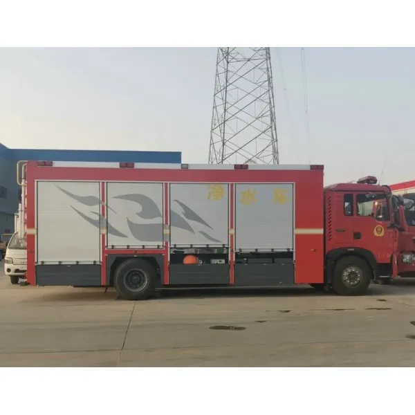 Customizable HOWO 4X4 / 6X6 Offroad Water Filtration Truck