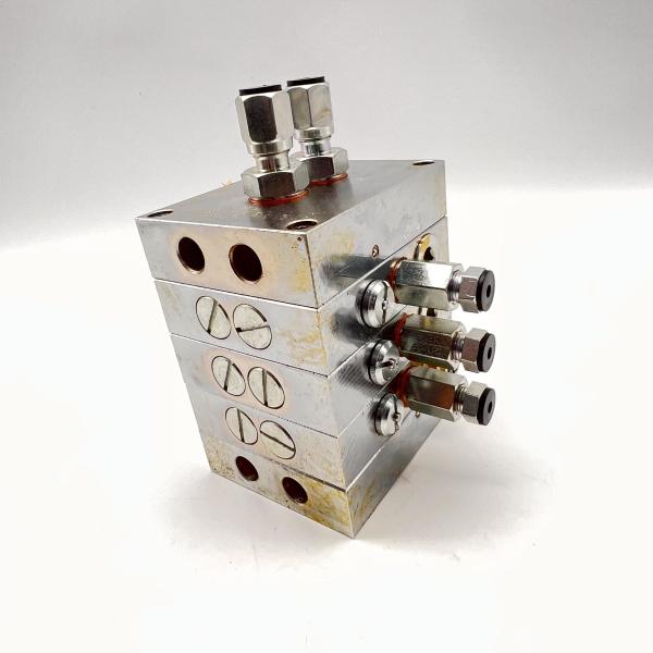 AFC Grease Sany Concrete Pump Parts Eaton Counterbalance Valve