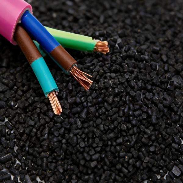 Aitemina 140FF 2.0µm Aluminum Hydroxide Flame Retardant For LSZH Cables With Top Hydrophobic Property