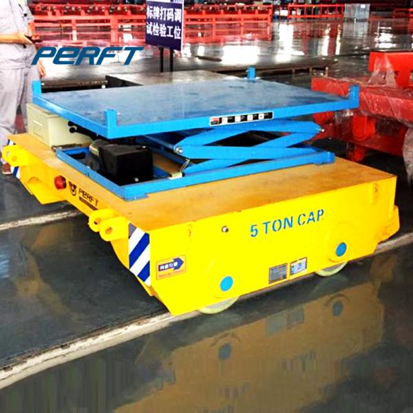 Scissor do carro elétrico do transporte dos elevadores a instalação fácil/carro a pilhas