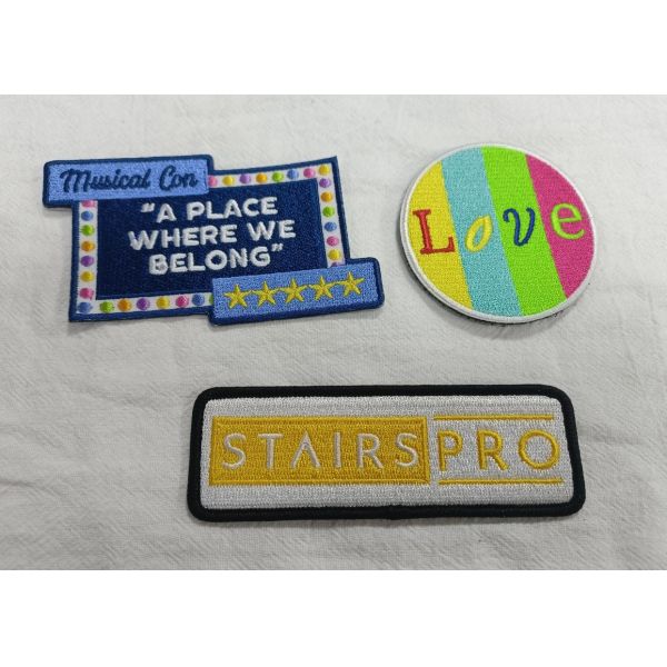 Clothing Embroidery Badge Fashion Design Clothing Durable Color Woven Fabric Clothing Patch