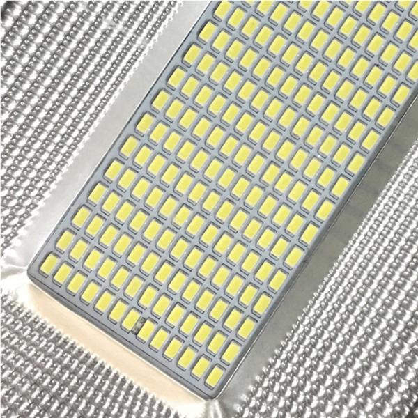 Самая яркая солнечная батарея приведенная утюга лития уличного света IP65 400w