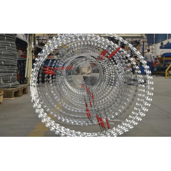 980mm Electrified Razor Barbed Wire , Concertina Wire Wall With Blades Fence
