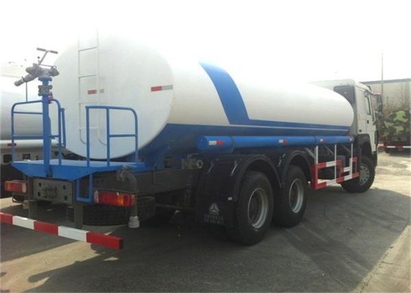 ZZ1257N4647 Sinotruk Howo 6x4 Water Sprinkler Truck