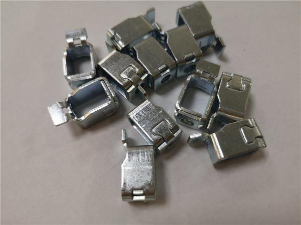 Emboutissage de précision en métal pour pince de bornier M2.5 M3 M5 M6