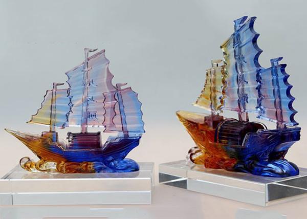 Office Desk Decoration Colored Glaze Crafts , Chinese Style Sailing Boat Adornment