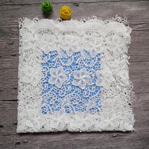 Water Soluble Flower Lace Fabric By The Yard High Fastness For Women Dresses