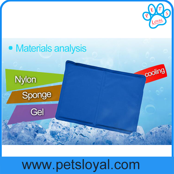 Re-useable self-cooling nontoxic dog cooling pad pet gel bed mat China Factory