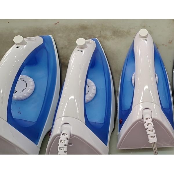 Smooth Results Aluminum Soleplates LM-788B Steam Iron with 35g/min Continuous Steam