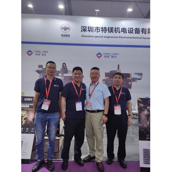 150W Automatic Multifunctional CO2 Laser Cutting Machine for Non-Metallic Materials