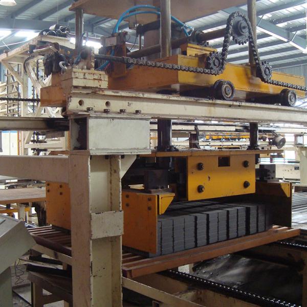 100000 завод кирпича глины производственной установки 310T пустотелого кирпича полно автоматизировал