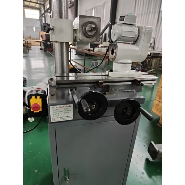 China Made Universal Tool Grinding Machine