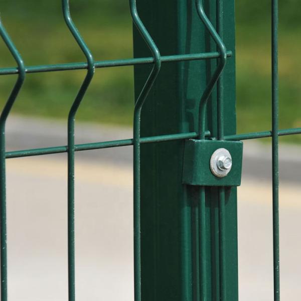 PVC Coated 3D Curved Fence with 50x100mm Mesh and 2m Height Anti-Climbing Welded Wire Mesh Fence